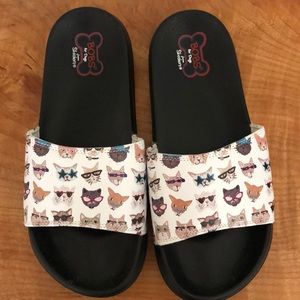 BOBS cat slides